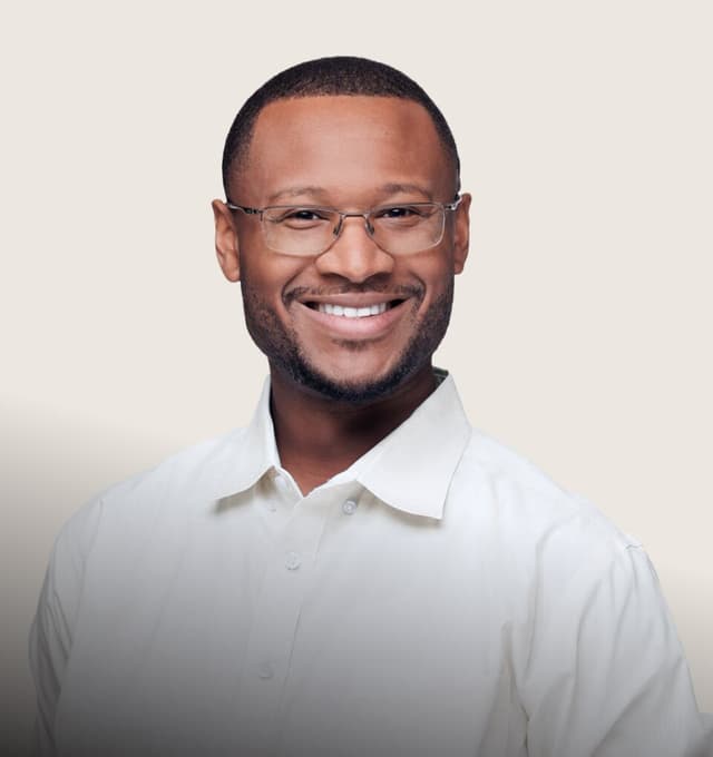 Image of the Author Lowen Jones